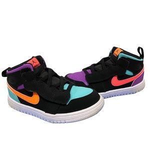 Air Jordan 1 Mid - Girls - Size 10 Like New